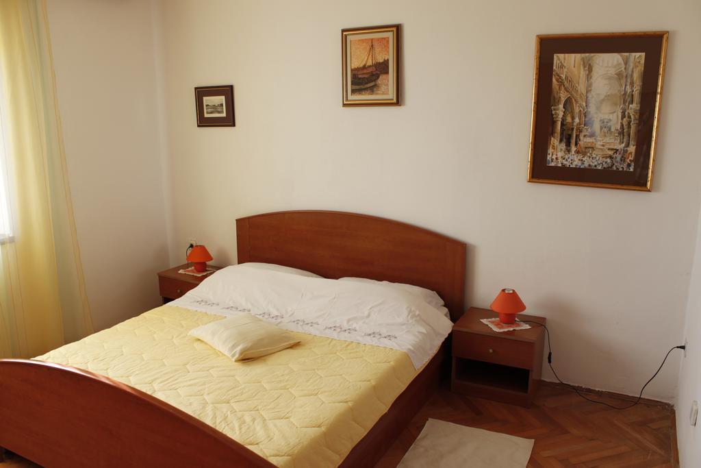 Apartment Heli Šibenik Zimmer foto